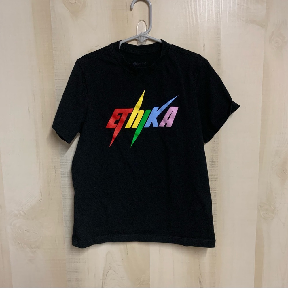 Ethika little boy t shirt Size Small